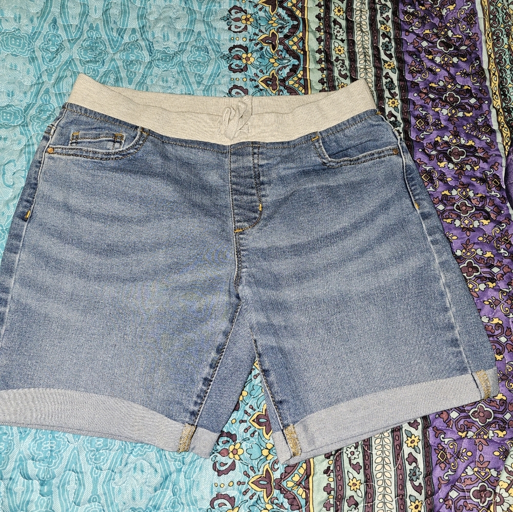 Pull-On Jean Shorts